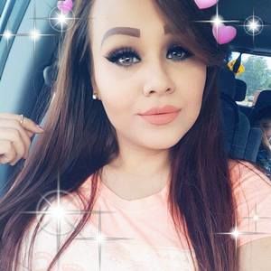 Meet your Posher, Gloria